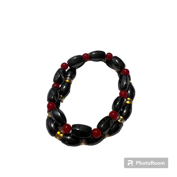 Lot of 2 Gun Metal Magnetic Beads Gold Tone & Red Bead Spacers Elastic Bracelets - Picture 1 of 7